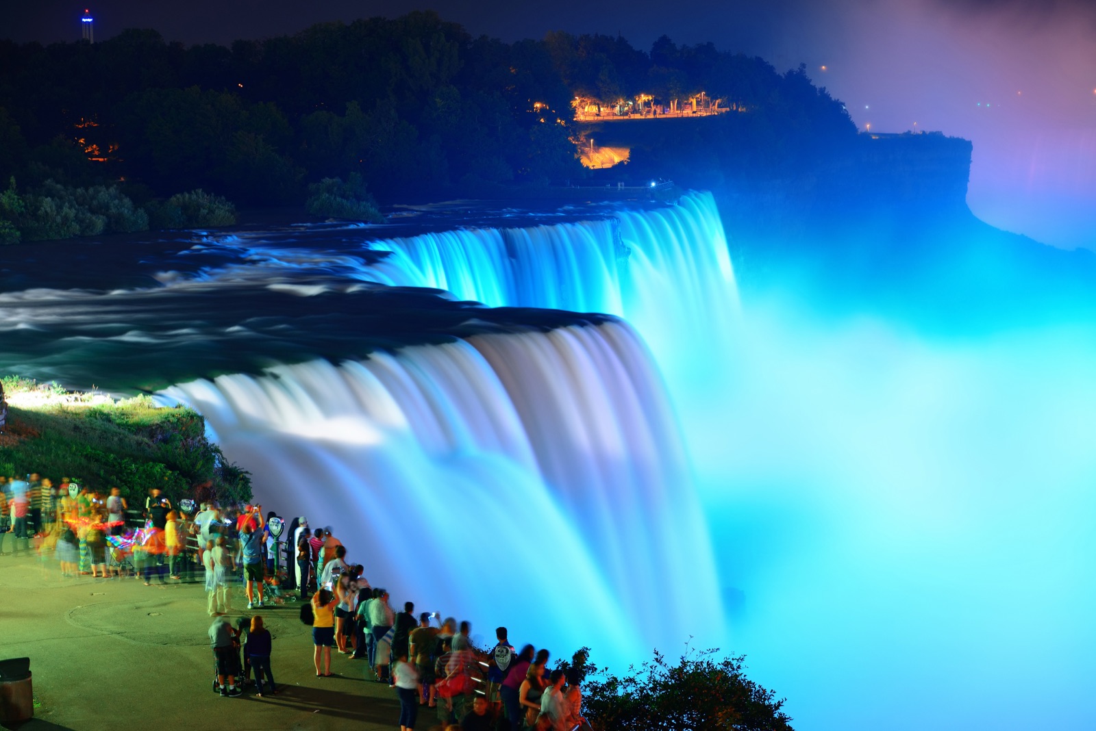Evening Tour with Falls Illumination